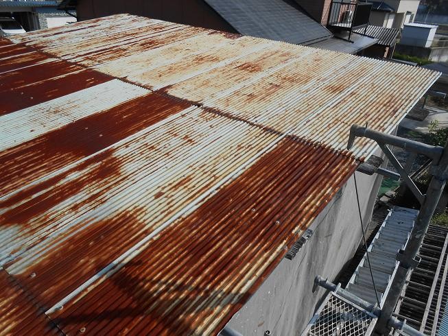 トタン屋根塗り替え工事 豊田市の外壁塗装 屋根塗装 塗り替え 中村塗装 中村ペンキ